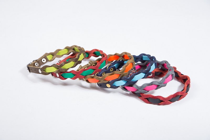 Bellepet Halsband "Braidy Farbrausch" Messing mit grauem Leder